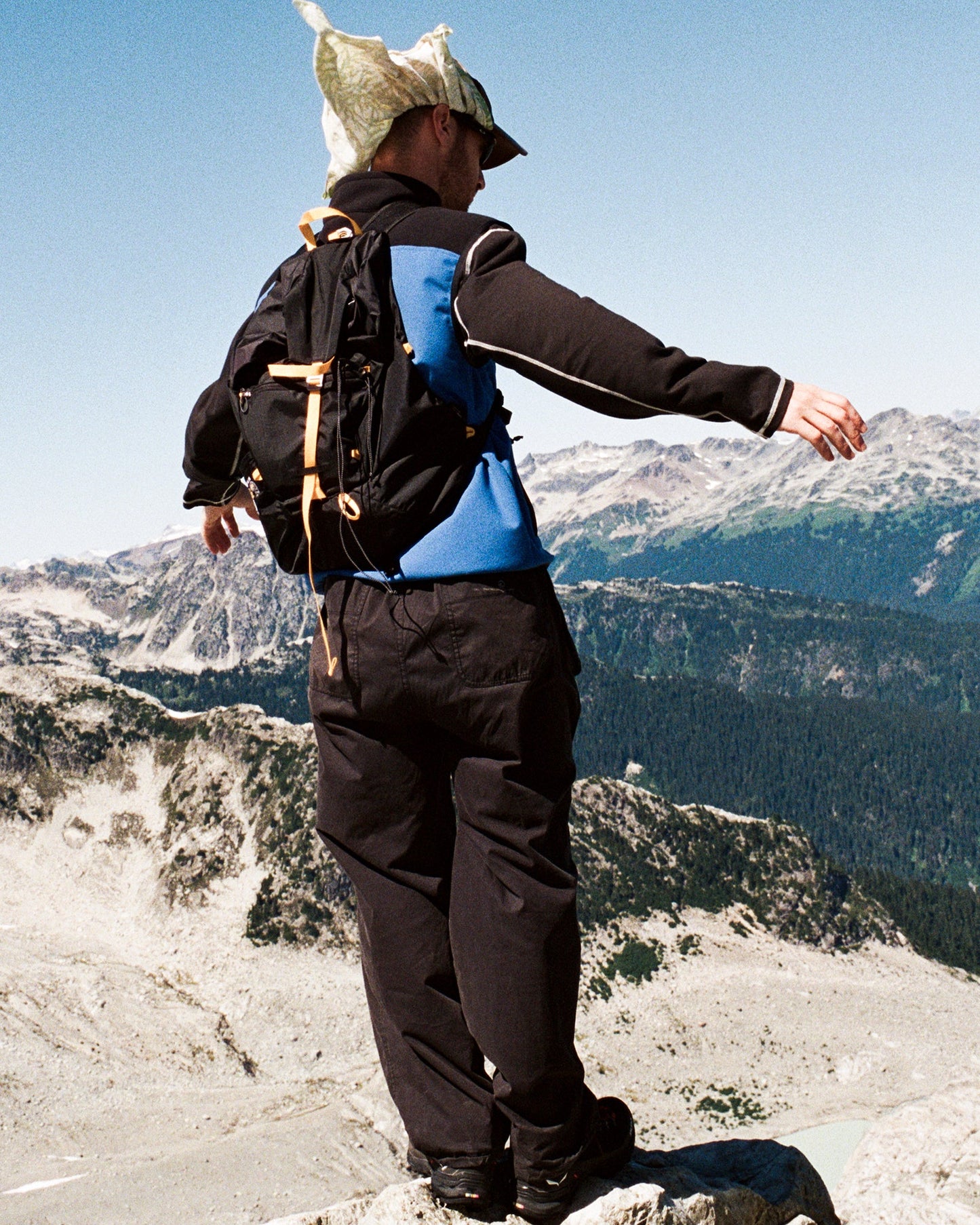 ЅТÜЅЅΥ & MOUNTAIN HARDWEAR UL™ 20 BACKPACK