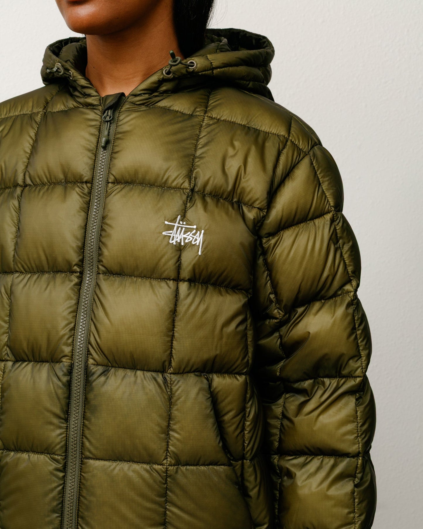 MIDWEIGHT HOODED PUFFER ЅТÜЅЅΥ